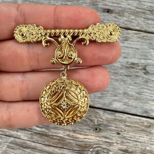 Vintage Gold Trifari Bar Pin Dangling Medallion Brooch Trifari Victorian Brooch